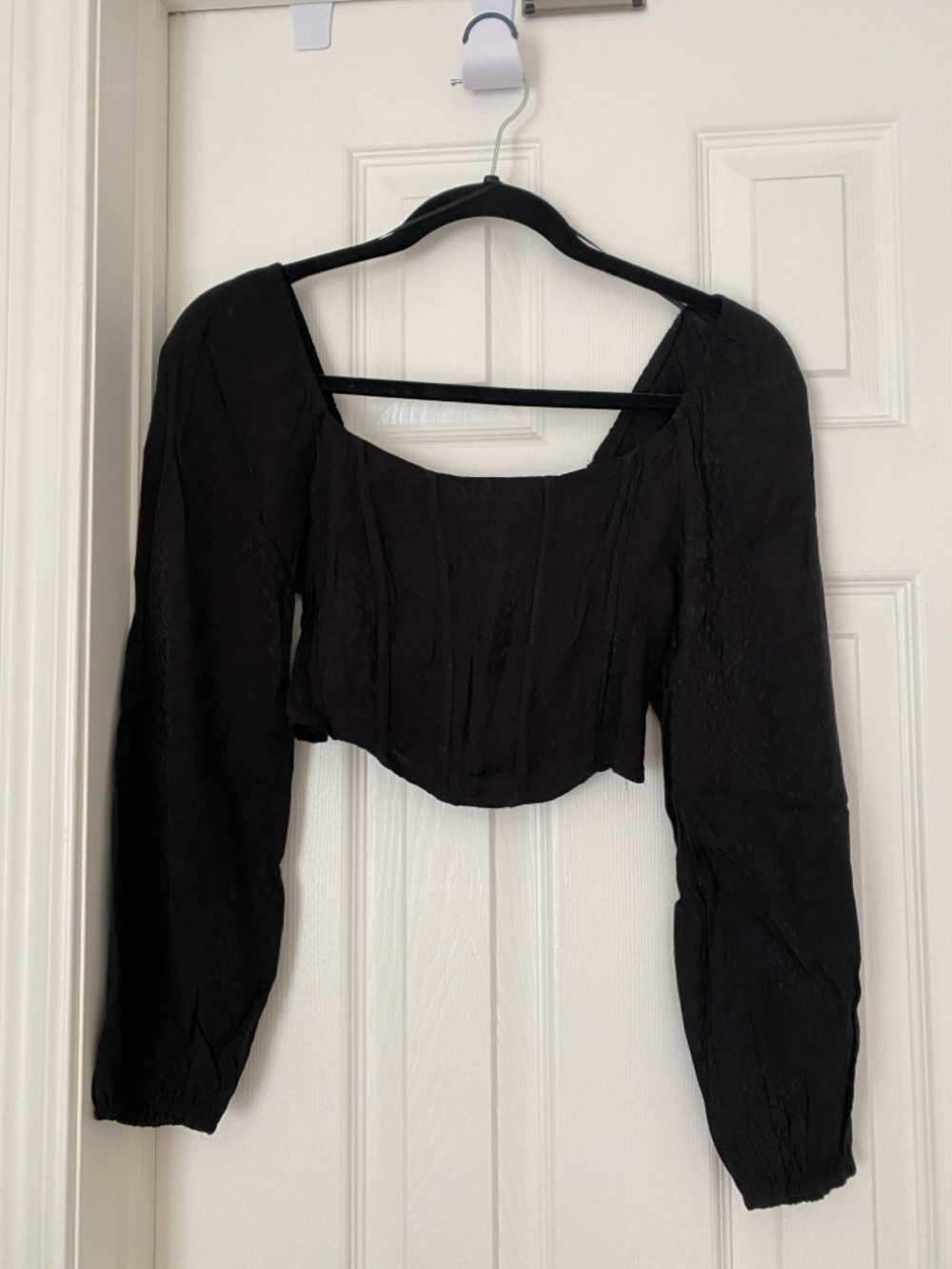 Kirious Los Angeles Long Sleeve Bustier  Cropped Top